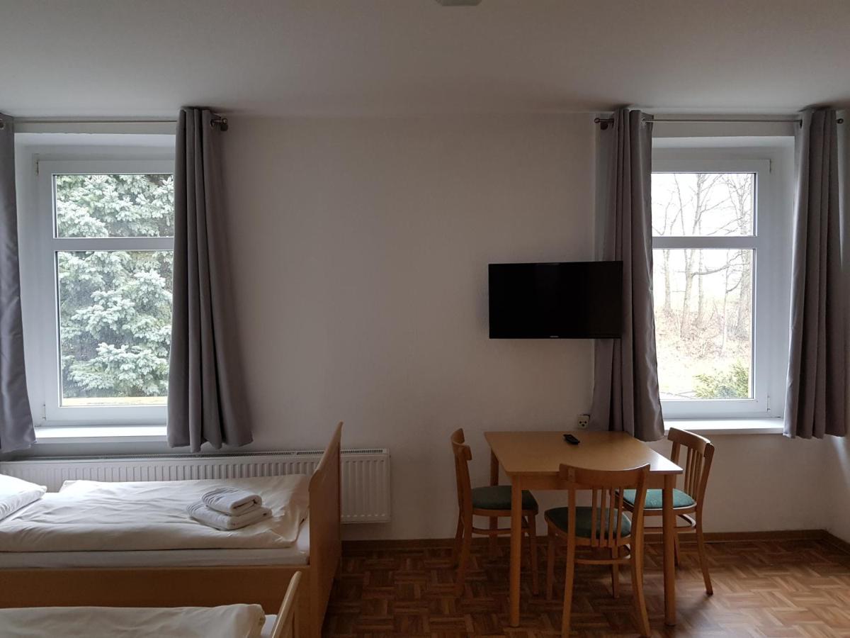Gaestehaus Am Stadtrand Görlitz Exteriör bild